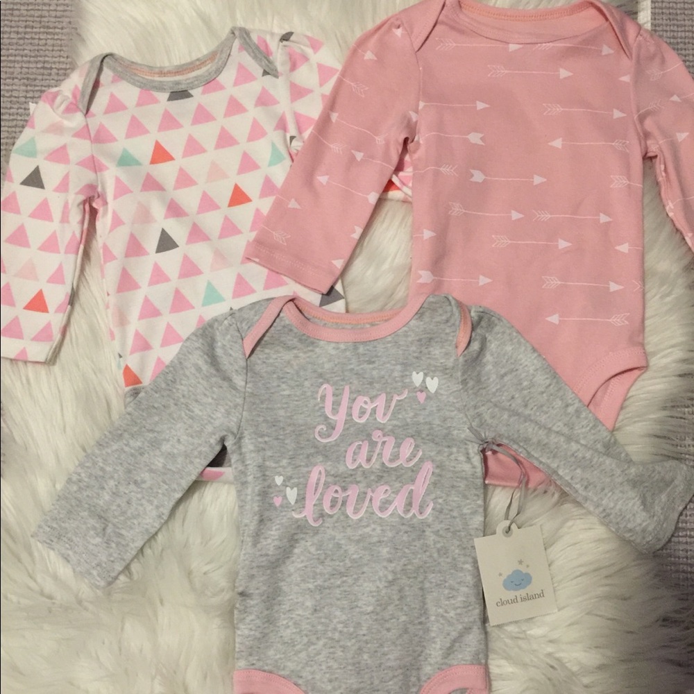 Onesie bundle Size 3/6 NWT